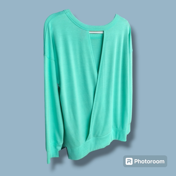 Nwt IDIOLOGY Seaglass Green Open Back  Sweatshirt Size Large - Picture 6 of 6